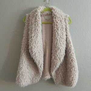 Skies Are Blue Blush Faux Fur Open Front Vest with Pockets Size Small